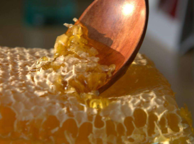 蜂蜜原料厂有严格的抽检过程